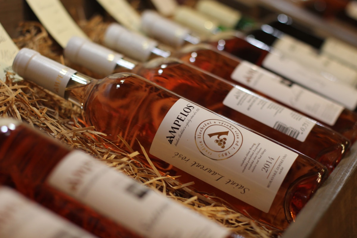 Vinothek Ampelos — Flaschen